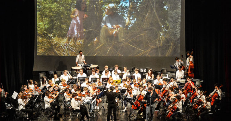 Scopri di più sull'articolo Un Omaggio a Camilleri: U13 Orchestra in concerto